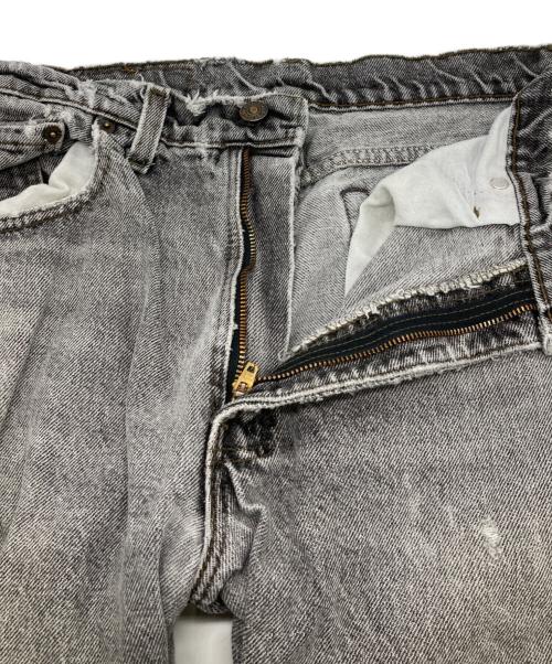 LEVI'S（リーバイス）LEVI'S (リーバイス) 550先染めデニムパンツ グレー サイズ:W33 L30の古着・服飾アイテム