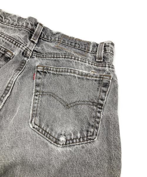LEVI'S（リーバイス）LEVI'S (リーバイス) 550先染めデニムパンツ グレー サイズ:W33 L30の古着・服飾アイテム