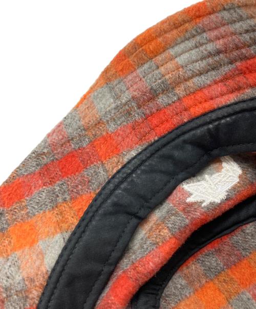stussy（ステューシー）stussy (ステューシー) Brushed Plaid Bucket Hat レッド×グレーの古着・服飾アイテム