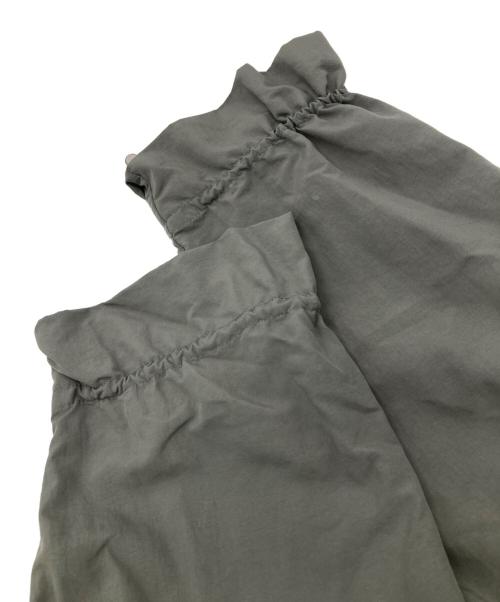 RIM.ARK（リムアーク）RIM.ARK (リムアーク) Back parachute spring CT グレー サイズ:Fの古着・服飾アイテム