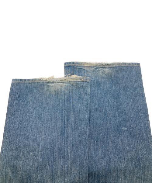 MIU MIU（ミュウミュウ）MIU MIU (ミュウミュウ) ブーツカットデニムパンツ インディゴ サイズ:29の古着・服飾アイテム