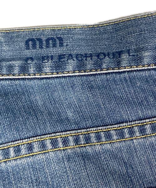MIU MIU（ミュウミュウ）MIU MIU (ミュウミュウ) ブーツカットデニムパンツ インディゴ サイズ:29の古着・服飾アイテム