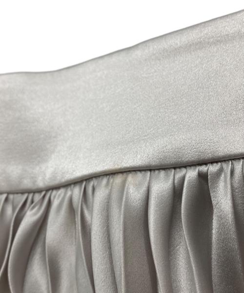 HAVEL studio（ハーヴェル スタジオ）HAVEL studio (ハーヴェル スタジオ) EMBOSS SATIN PLEATED SK グレー サイズ:36の古着・服飾アイテム