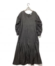 emmi（エミ）の古着「袖ギャザーワンピース」｜ブラック