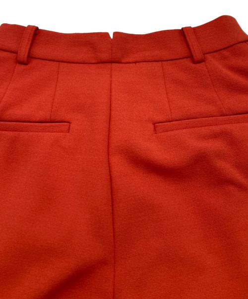 Whim Gazette（ウィムガゼット）Whim Gazette (ウィムガゼット) カラータックパンツ レッド サイズ:36 未使用品の古着・服飾アイテム