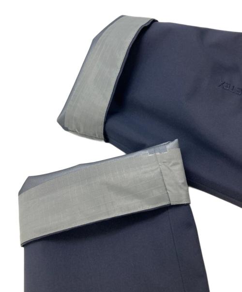 ARC'TERYX（アークテリクス）ARC'TERYX (アークテリクス) Beta Jacket ブラックサファイア サイズ:Sの古着・服飾アイテム