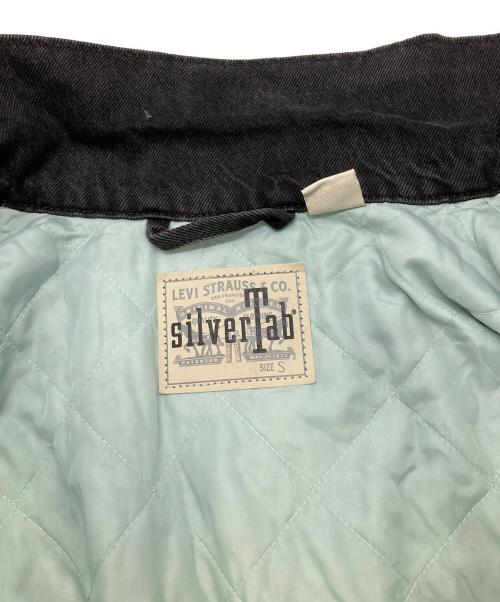 LEVI'S（リーバイス）LEVI'S (リーバイス) 裏キルティングデニムジャケット ブラック サイズ:Sの古着・服飾アイテム