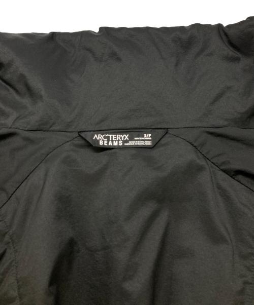 ARC'TERYX（アークテリクス）ARC'TERYX (アークテリクス) BEAMS (ビームス) 別注ATOM LT HOODY ブルー×ブラック サイズ:Sの古着・服飾アイテム