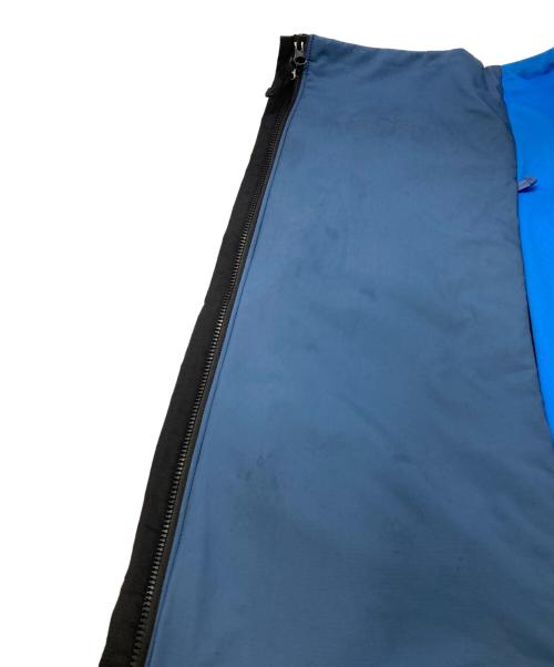 ARC'TERYX（アークテリクス）ARC'TERYX (アークテリクス) BEAMS (ビームス) 別注ATOM LT HOODY ブルー×ブラック サイズ:Sの古着・服飾アイテム