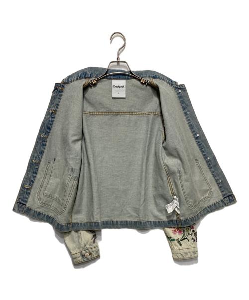Desigual（デシグアル）Desigual (デシグアル) フローラルエンブロイダリーデニムジャケット インディゴ サイズ:Sの古着・服飾アイテム