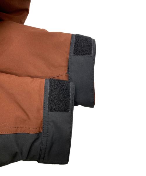 THE NORTH FACE（ザ ノース フェイス）THE NORTH FACE (ザ ノース フェイス) マウンテンダウンジャケット ダークオーク サイズ:Mの古着・服飾アイテム