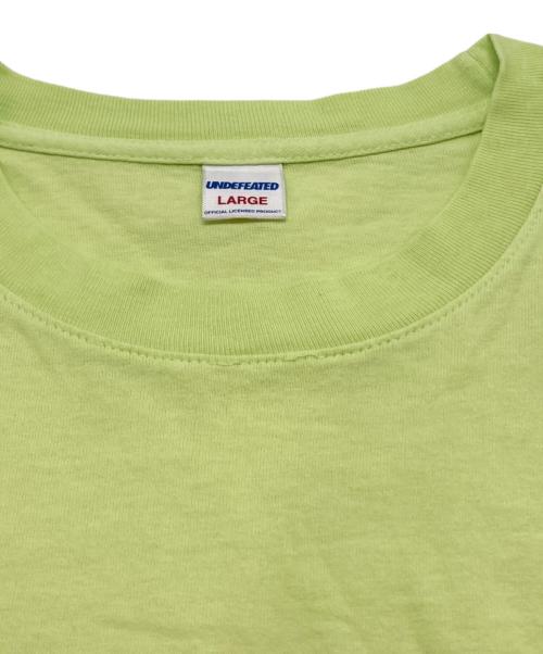 UNDEFEATED（アンディフィーテッド）UNDEFEATED (アンディフィーテッド) ロゴプリントTシャツ 黄緑 サイズ:Ｌの古着・服飾アイテム
