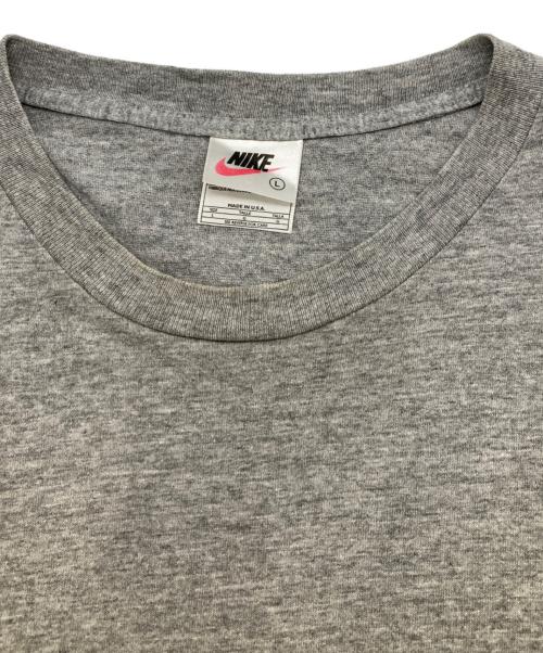 NIKE（ナイキ）NIKE (ナイキ) ビッグスウッシュTシャツ グレー サイズ:Ｌの古着・服飾アイテム
