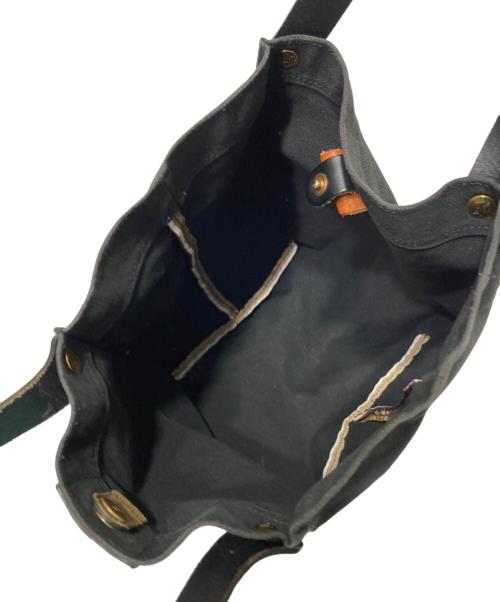 IL BISONTE（イル ビゾンテ）IL BISONTE (イル ビゾンテ) キャンバストートバッグ ブラックの古着・服飾アイテム