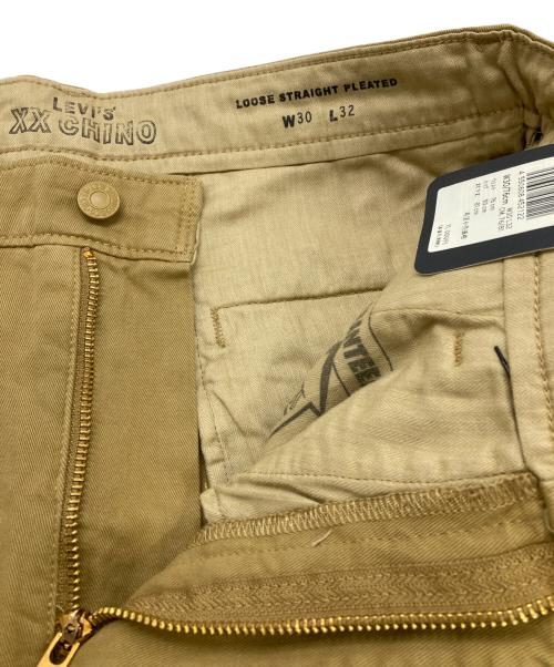 LEVI'S（リーバイス）LEVI'S (リーバイス) チノパン ベージュ サイズ:30 未使用品の古着・服飾アイテム