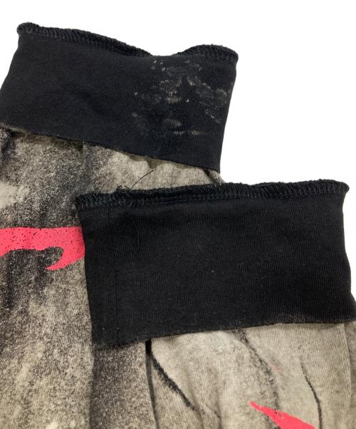 TEPPEI FURUYAMA（テッペイフルヤマ）TEPPEI FURUYAMA (テッペイフルヤマ) 加工プリントカットソー グレー×ピンク サイズ:2の古着・服飾アイテム