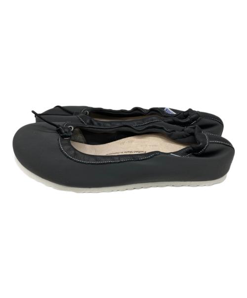 BIRKENSTOCK（ビルケンシュトック）BIRKENSTOCK (ビルケンシュトック) フラットシューズ ブラック サイズ:24.5の古着・服飾アイテム