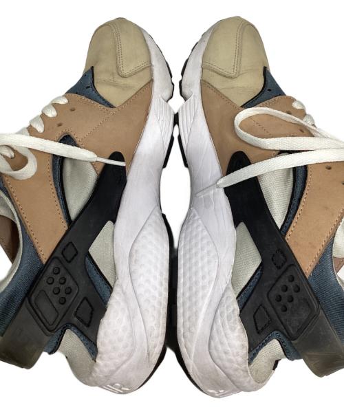 NIKE（ナイキ）NIKE (ナイキ) AIR HUARACH ベージュ サイズ:28の古着・服飾アイテム