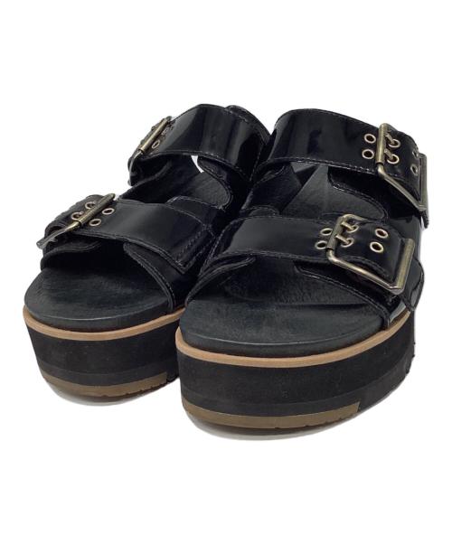 UGG（アグ）UGG (アグ) コンフォートサンダル ブラック サイズ:23.5の古着・服飾アイテム