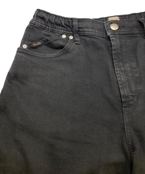 YANUK（ヤヌーク）YANUK (ヤヌーク) ワイドストレートRoomyデニムパンツ ブラック サイズ:Ｌの古着・服飾アイテム