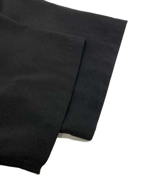 BEAUTY&YOUTH（ビューティーアンドユース）BEAUTY&YOUTH (ビューティーアンドユース) ウーステッド フォルム ショートスリーブ シャツ ブラック サイズ:Sの古着・服飾アイテム