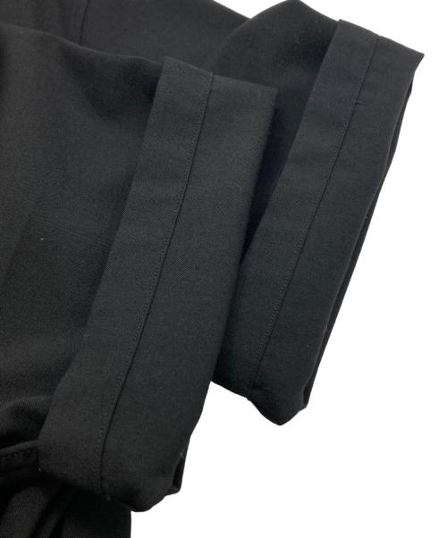 BEAUTY&YOUTH（ビューティーアンドユース）BEAUTY&YOUTH (ビューティーアンドユース) ウーステッド フォルム ショートスリーブ シャツ ブラック サイズ:Sの古着・服飾アイテム