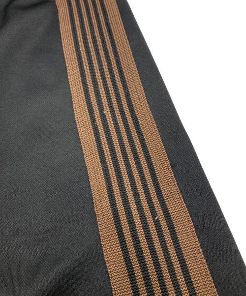 Needles（ニードルズ）Needles (ニードルズ) EDIFICE (エディフィス) 別注TRACK PANT ブラック×ブラウン サイズ:XSの古着・服飾アイテム