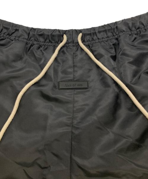 FOG ESSENTIALS（フィアオブゴッド エッセンシャル）FOG ESSENTIALS (フィアオブゴッド エッセンシャル) ナイロンショーツ ブラック サイズ:Ｌの古着・服飾アイテム