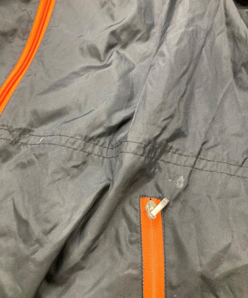 adidas（アディダス）adidas (アディダス) ナイロンジャケット ブラック×オレンジ サイズ:Mの古着・服飾アイテム