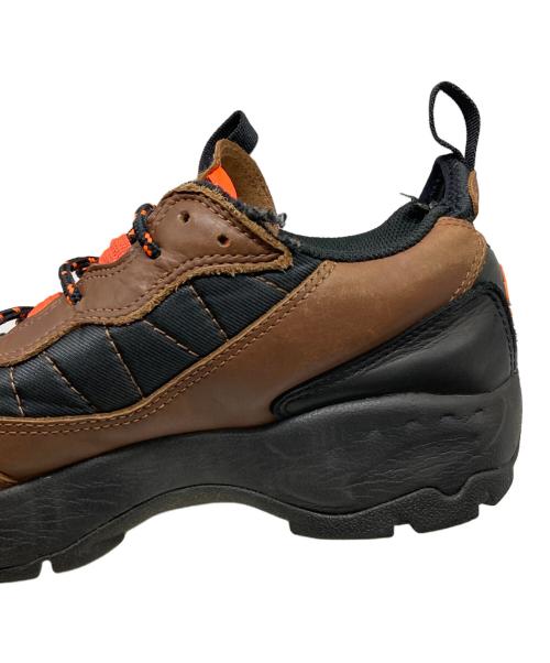 NIKE ACG（ナイキエーシージー）NIKE ACG (ナイキエージーシー) Air Mada Low ブラウン サイズ:30の古着・服飾アイテム