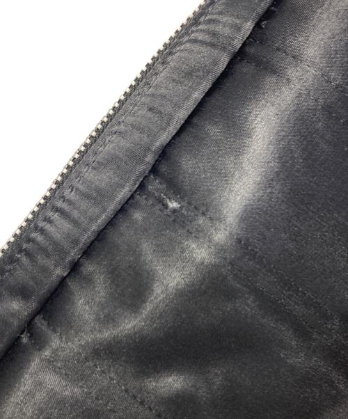 Y'SACCS+POUR HOMME（イザックプールオム）Y'SACCS+POUR HOMME (イザックプールオム) ナイロンショルダーバッグ ブラックの古着・服飾アイテム