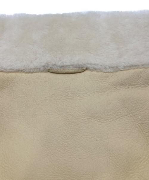 Whim Gazette（ウィムガゼット）Whim Gazette (ウィムガゼット) ムートンベスト アイボリー サイズ:Fの古着・服飾アイテム