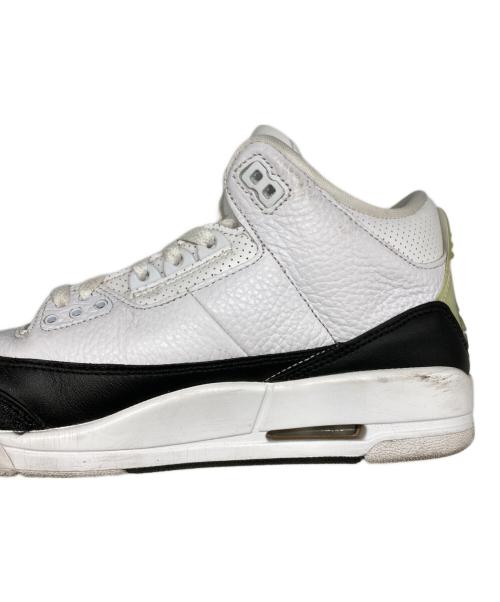 NIKE（ナイキ）NIKE (ナイキ) FRAGMENTS (フラグメント) AIR JORDAN 3 RETRO SP ホワイト サイズ:26.5の古着・服飾アイテム