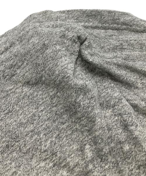 Champion（チャンピオン）Champion (チャンピオン) PURDUEプリントダメージTシャツ グレー サイズ:MEDIUMの古着・服飾アイテム