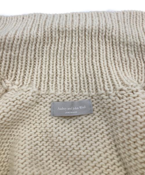 Audrey and John Wad（オードリーアンドジョンワッド）Audrey and John Wad (オードリーアンドジョンワッド) ペルーハンドニットGジャン風ブルゾン アイボリー サイズ:Fの古着・服飾アイテム