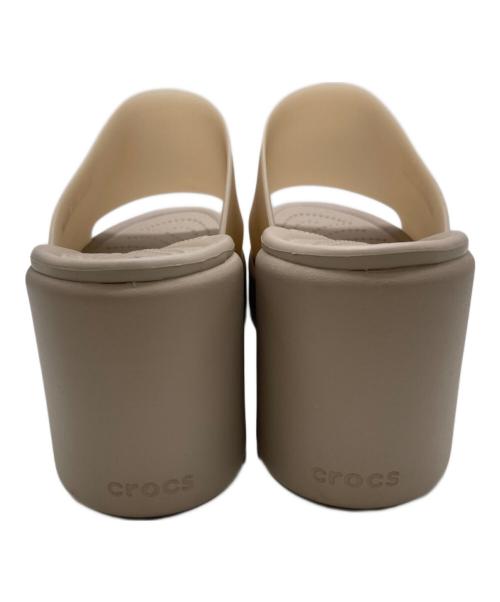 crocs（クロックス）crocs (クロックス) BROOKLYN FROSTED SLIDE HEEL ベージュ サイズ:W7の古着・服飾アイテム