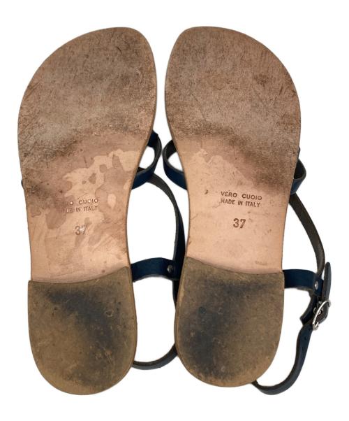 CORSO ROMA 9（コルソローマノーヴェ）CORSO ROMA 9 (コルソローマノーヴェ) ストラップサンダル ネイビー×ベージュ サイズ:37の古着・服飾アイテム