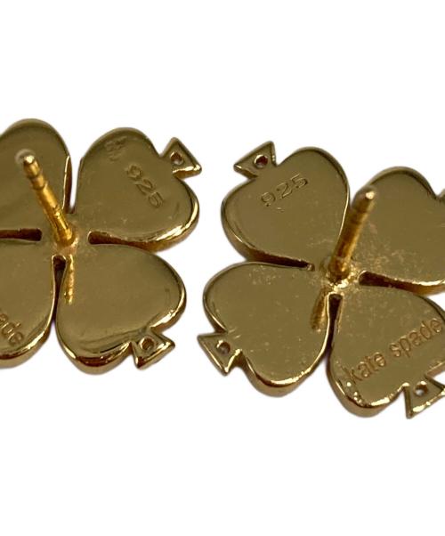 Kate Spade（ケイトスペード）Kate Spade (ケイトスペード) シェルクローバーモチーフピアス ホワイト×ゴールドの古着・服飾アイテム