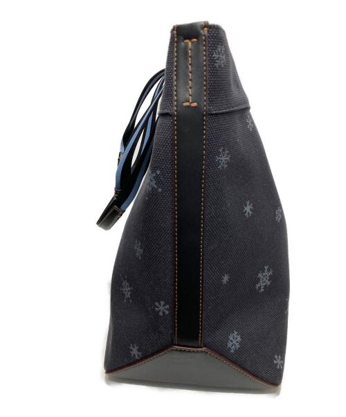 COACH（コーチ）COACH (コーチ) PEANUTS (ピーナッツ) コラボトートバッグ ネイビーの古着・服飾アイテム