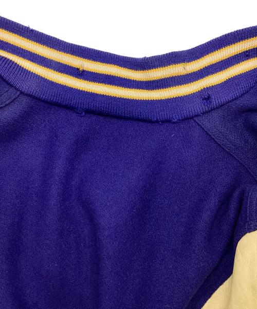 skookum（スクーカム）skookum (スクーカム) 袖レザーワッペンスタジャン ブルー×ベージュ サイズ:44の古着・服飾アイテム