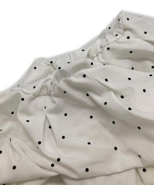 maison de dolce（メゾンドドルチェ）maison de dolce (メゾンドドルチェ) バルーンフレアブラウス ホワイト サイズ:Fの古着・服飾アイテム