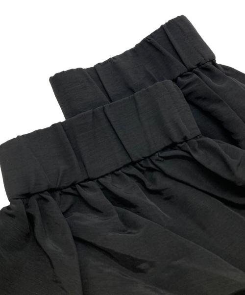 YORI（ヨリ）YORI (ヨリ) ショートパフギャザーブラウス ブラック サイズ:36の古着・服飾アイテム