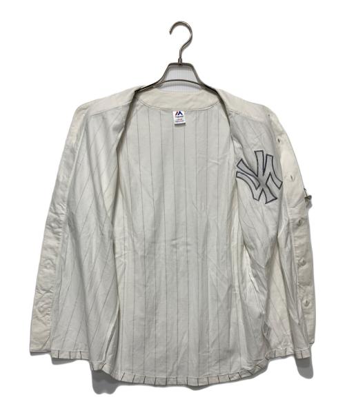 Majestic（マジェスティック）Majestic (マジェスティック) ベースボールシャツ ホワイト サイズ:Lの古着・服飾アイテム
