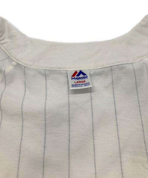 Majestic（マジェスティック）Majestic (マジェスティック) ベースボールシャツ ホワイト サイズ:Lの古着・服飾アイテム