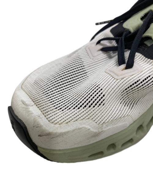 on（オン）on (オン) Cloudstratus ホワイト×グリーン サイズ:29.5㎝の古着・服飾アイテム