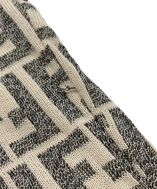 FENDI（フェンディ）FENDI (フェンディ) ズッカ柄ポロシャツ ベージュ×グレー サイズ:40の古着・服飾アイテム