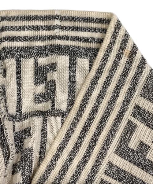 FENDI（フェンディ）FENDI (フェンディ) ズッカ柄ポロシャツ ベージュ×グレー サイズ:40の古着・服飾アイテム