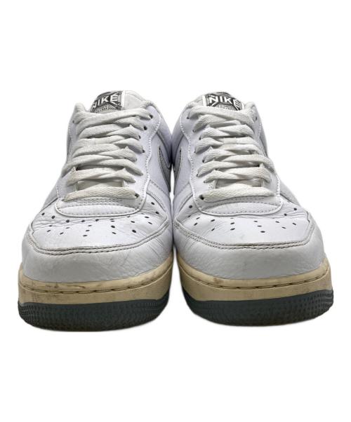 NIKE（ナイキ）NIKE (ナイキ) ローカットスニーカー ホワイト サイズ:26の古着・服飾アイテム