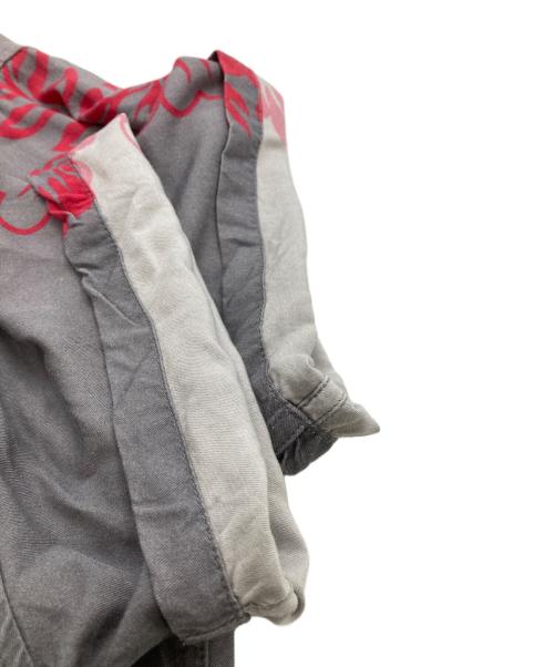 stussy（ステューシー）stussy (ステューシー) HAWAIIAN PATTERN SS SHIRT グレー×レッド サイズ:Lの古着・服飾アイテム