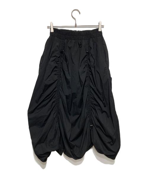 emmi（エミ）emmi (エミ) ボリュームドロストジップアップスカート ブラックの古着・服飾アイテム
